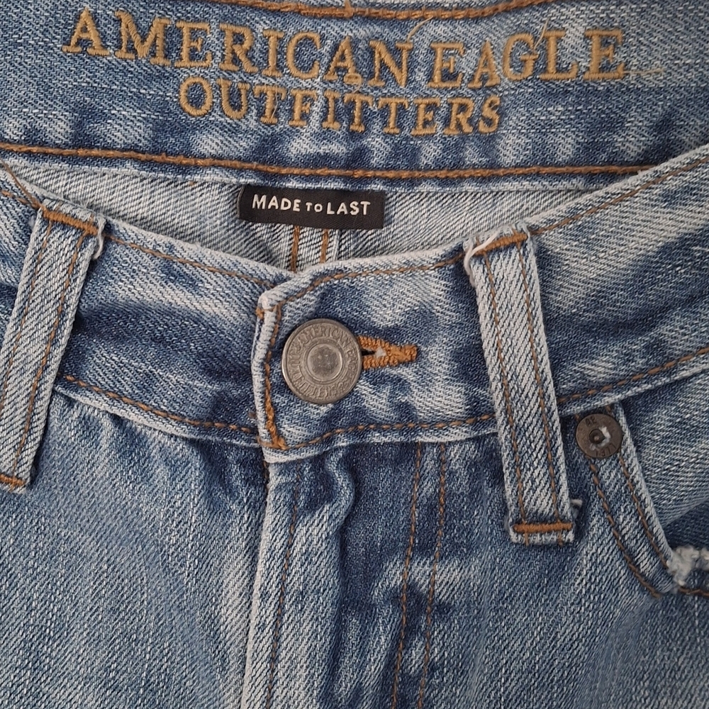 American Eagle Hi-Rise Shortie Distressed Cuffed Denim Shorts Size 29 - Picture 4 of 11